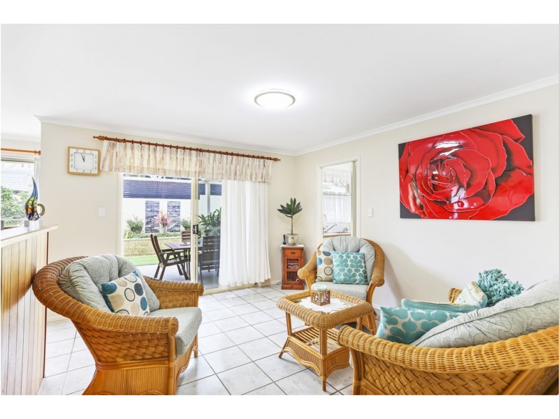 1 Dalpura Street, Buddina QLD 4575