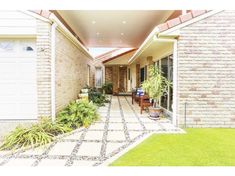 1 Dalpura Street, Buddina QLD 4575