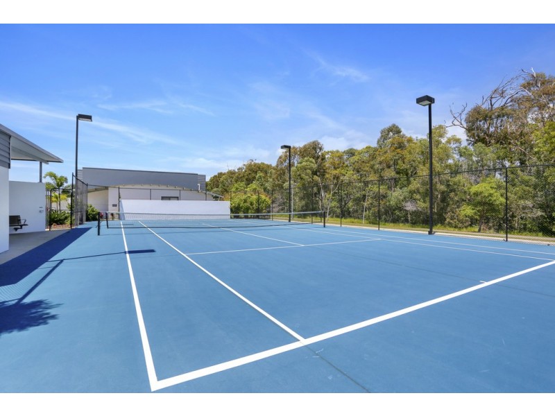 U106/1 Fiji Court, Kawana Island QLD 4575