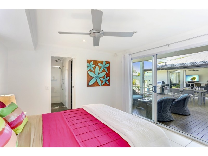 11 Benalla Street, Warana QLD 4575