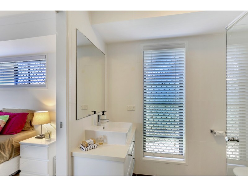 11 Benalla Street, Warana QLD 4575