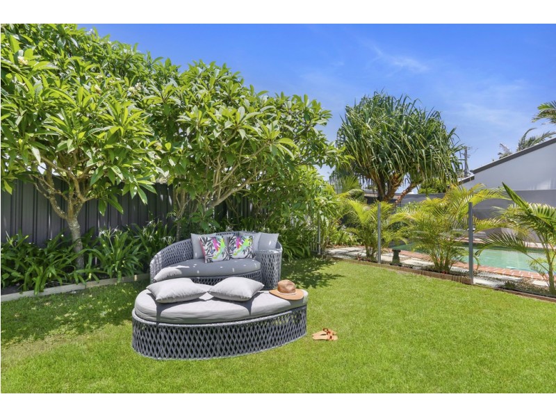 11 Benalla Street, Warana QLD 4575