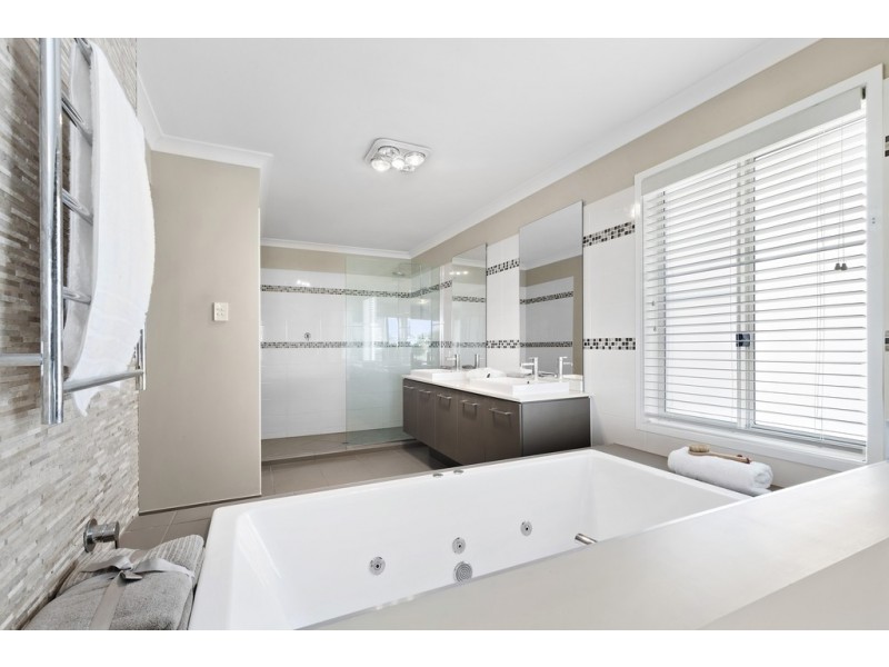 29 Yellow Fin Circuit, Mountain Creek QLD 4557