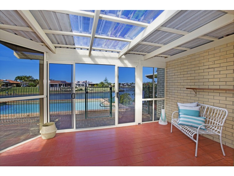 195/4 Melody Court, Warana QLD 4575