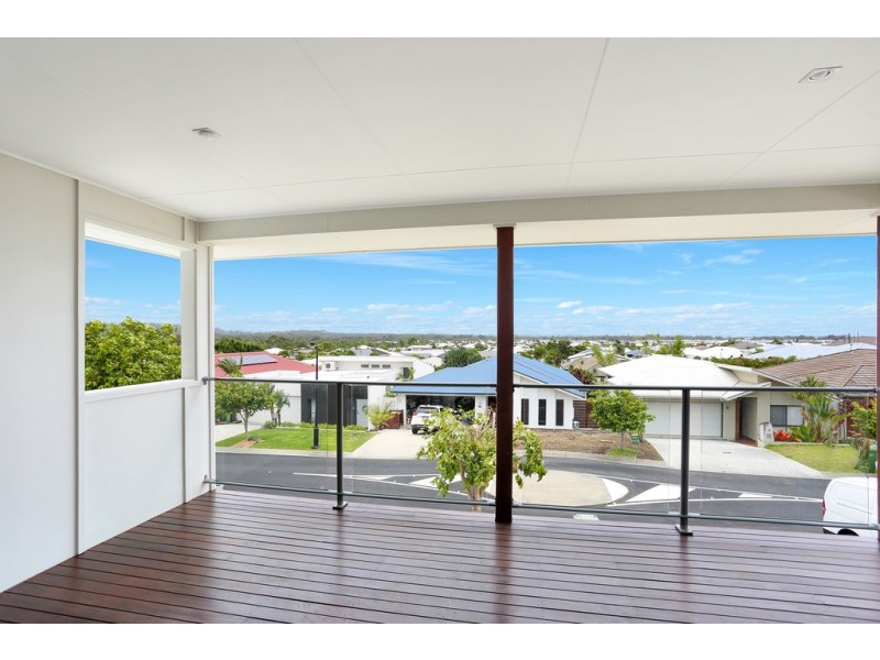 24 Robur Crescent, Mountain Creek QLD 4557