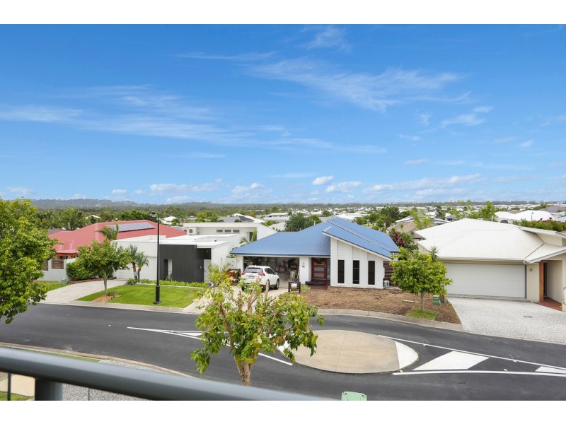 24 Robur Crescent, Mountain Creek QLD 4557