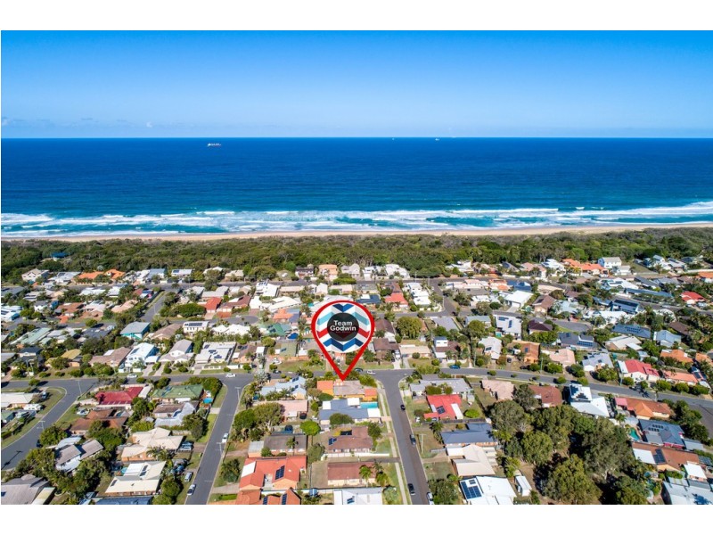 1 Peacock Crescent, Bokarina QLD 4575