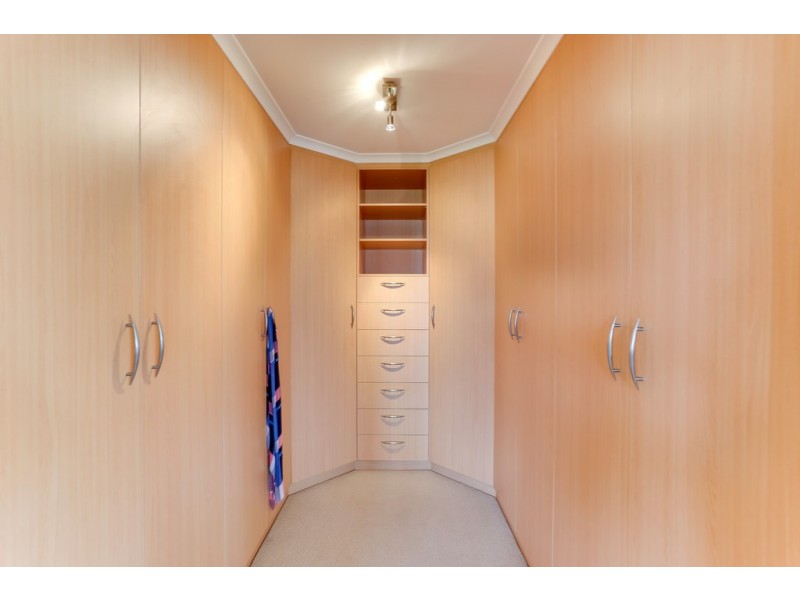 1 Peacock Crescent, Bokarina QLD 4575