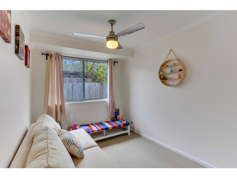 1 Peacock Crescent, Bokarina QLD 4575