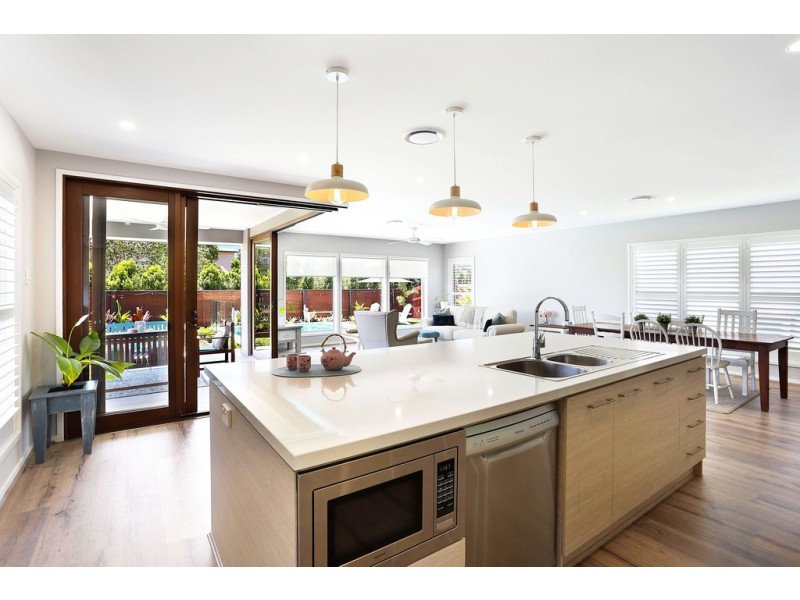 8 Endurance Place, Birtinya QLD 4575