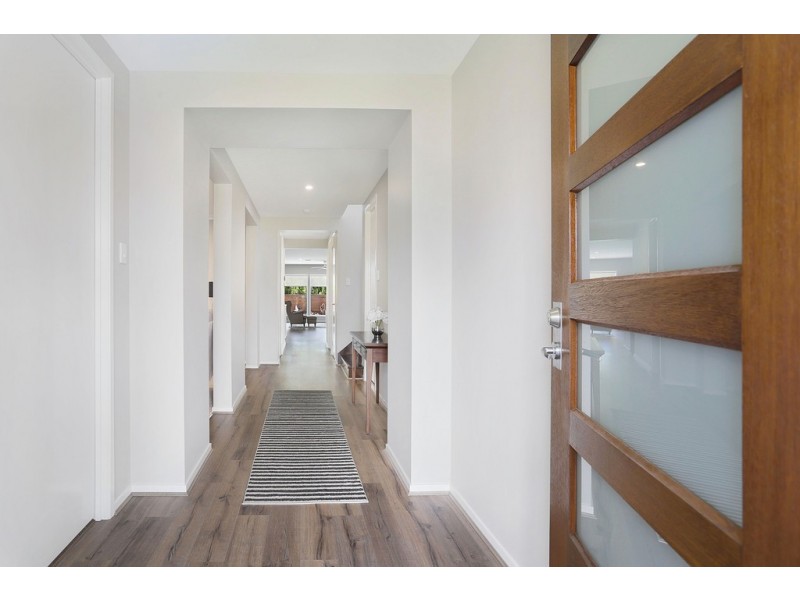 8 Endurance Place, Birtinya QLD 4575