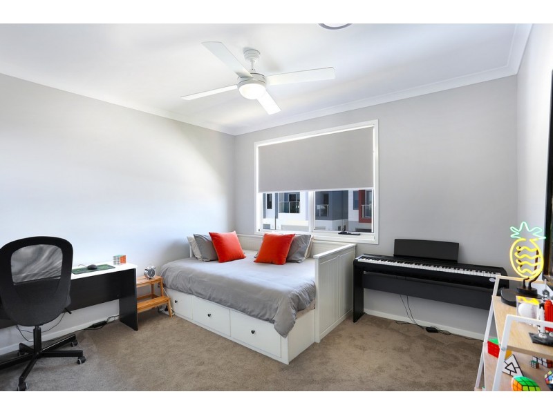 8 Endurance Place, Birtinya QLD 4575