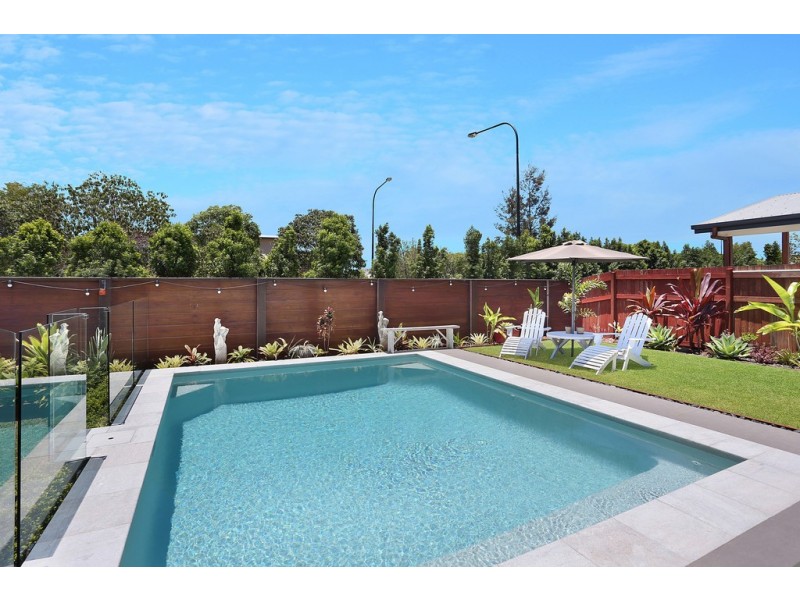 8 Endurance Place, Birtinya QLD 4575