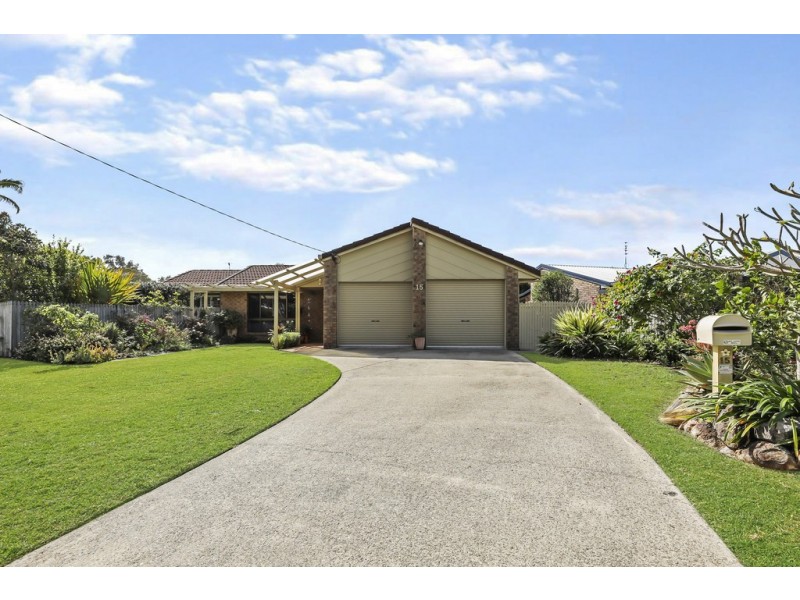 15 Beltana Crescent, Buddina QLD 4575