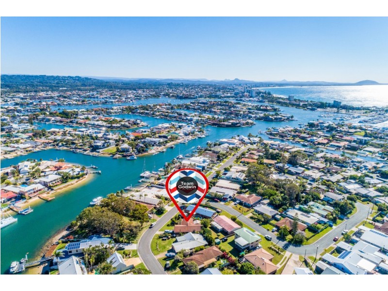 15 Beltana Crescent, Buddina QLD 4575