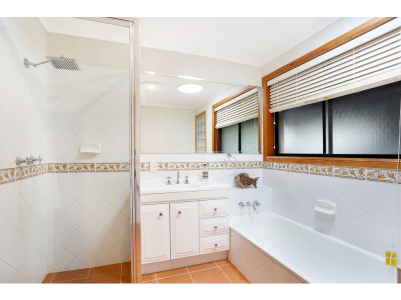 13 Bandaroo Street, Warana QLD 4575