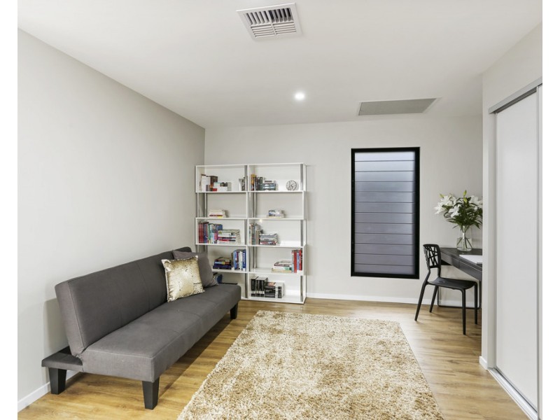 6 Reflection Crescent, Birtinya QLD 4575