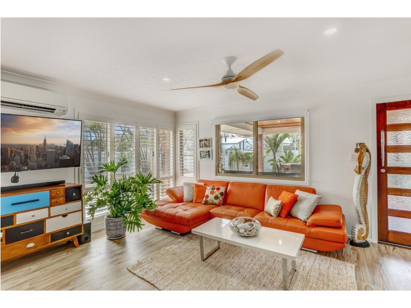 24 Iluka Avenue, Buddina QLD 4575