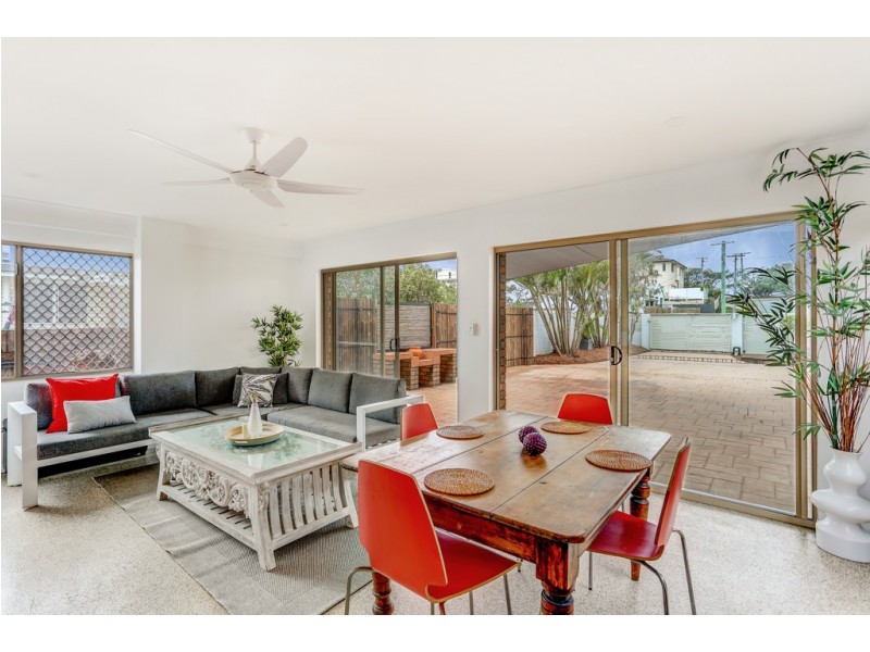 24 Iluka Avenue, Buddina QLD 4575