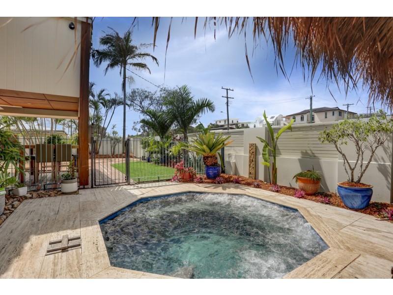 24 Iluka Avenue, Buddina QLD 4575