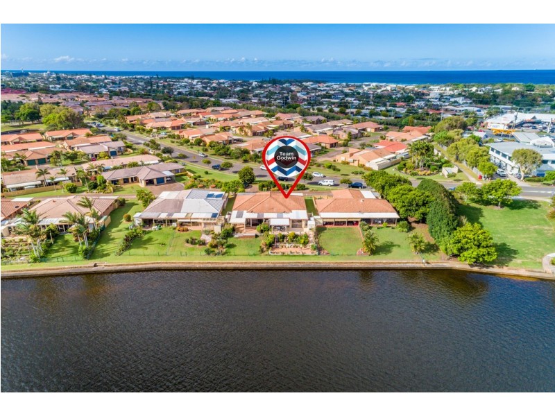 176/2 Melody Court, Warana QLD 4575