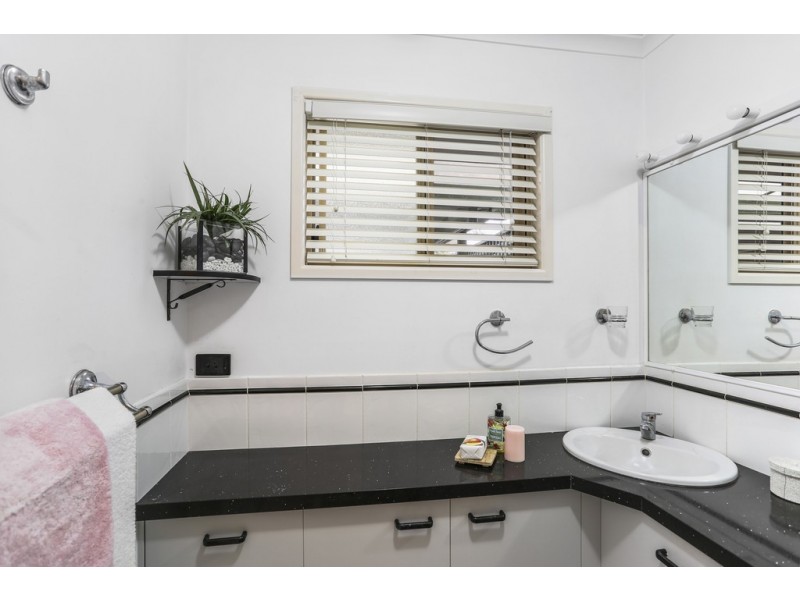 293/6 Melody Court, Warana QLD 4575