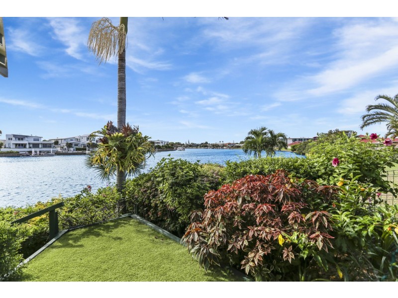 293/6 Melody Court, Warana QLD 4575