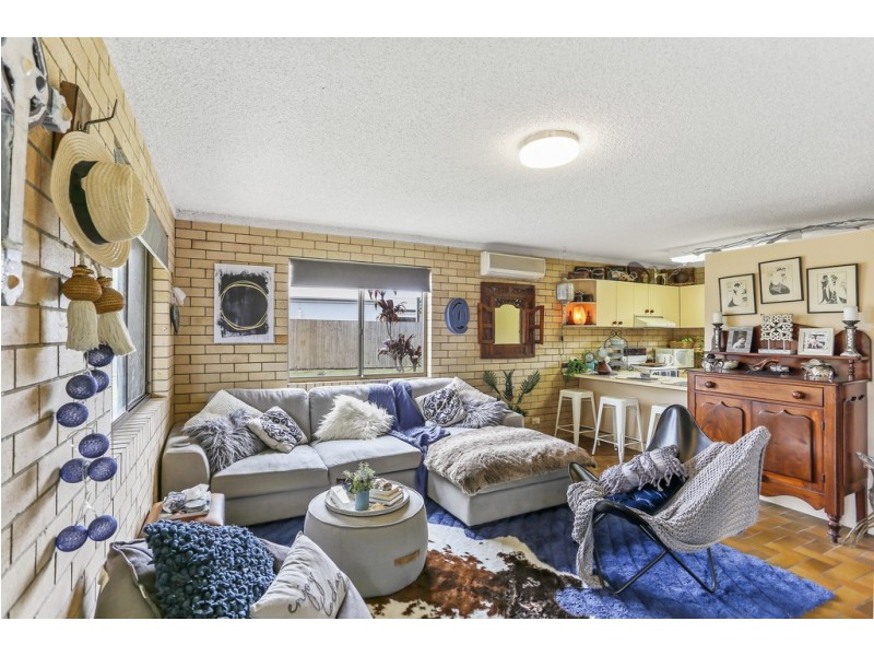 2 Beltana Crescent, Buddina QLD 4575