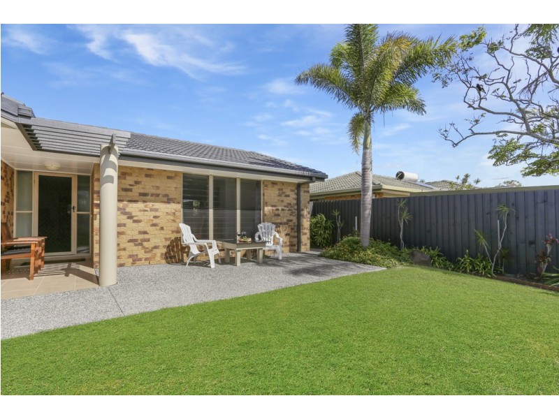 14 Currong Street, Minyama QLD 4575