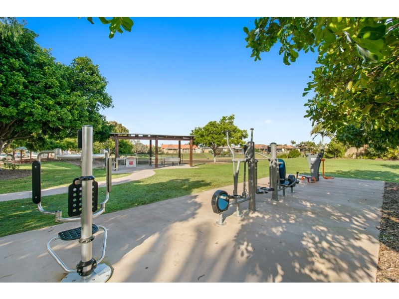 234/4 Melody Court, Warana QLD 4575