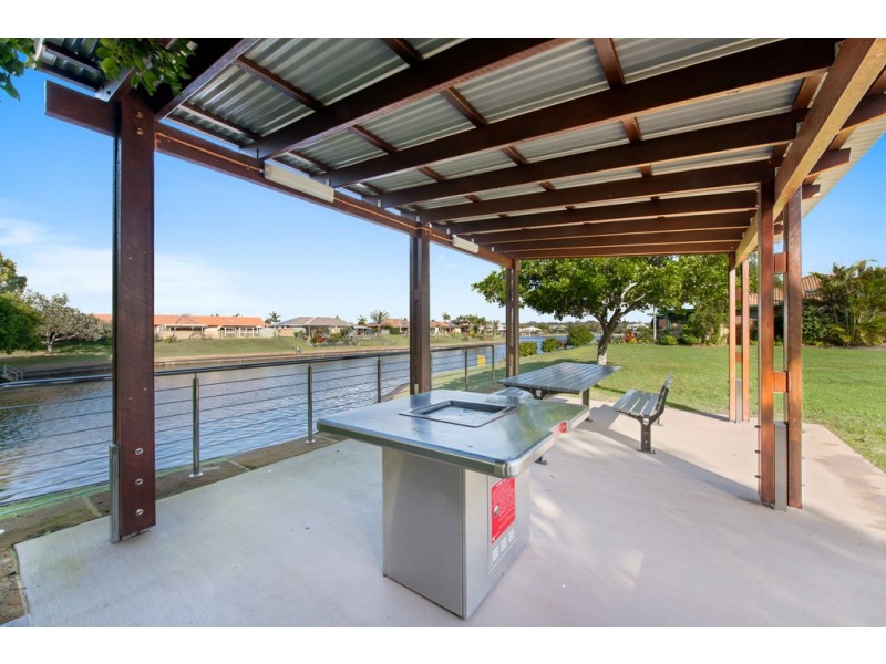 234/4 Melody Court, Warana QLD 4575