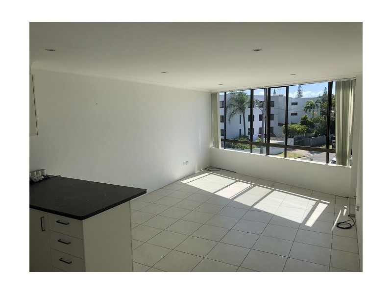 5/3 Juan Street, Alexandra Headland QLD 4572