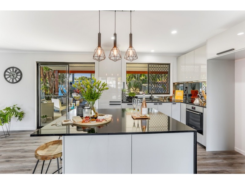 3 Lory Place, Parrearra QLD 4575