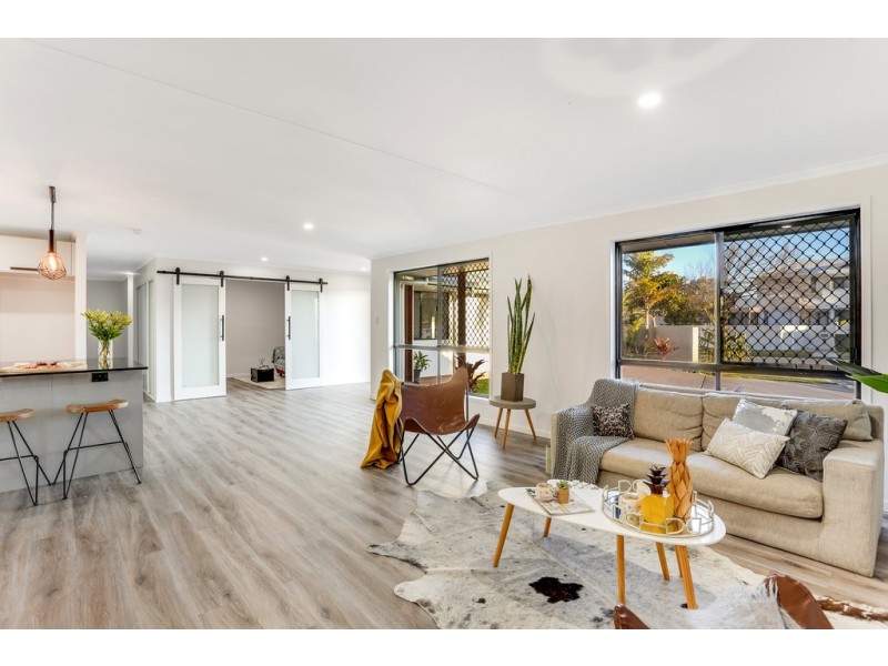 3 Lory Place, Parrearra QLD 4575