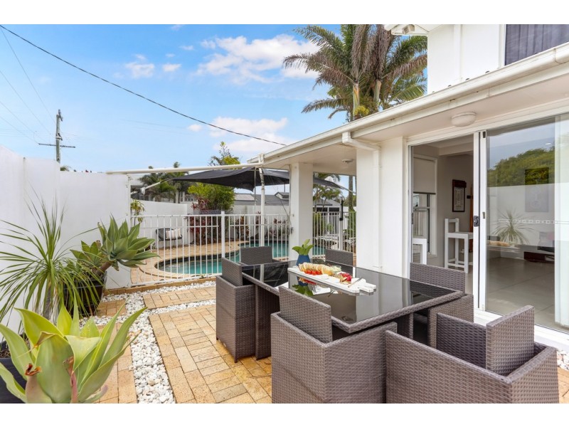 141 Lowanna Drive, Buddina QLD 4575