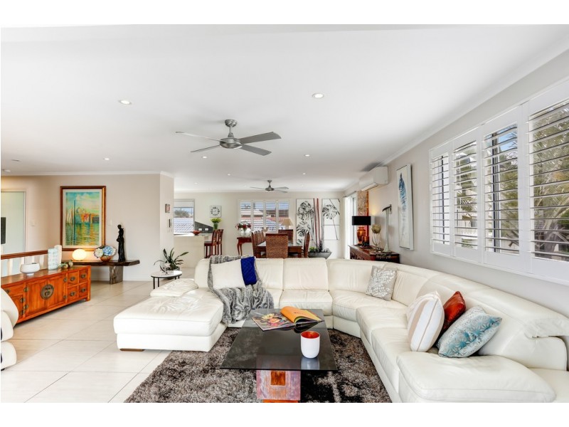 141 Lowanna Drive, Buddina QLD 4575