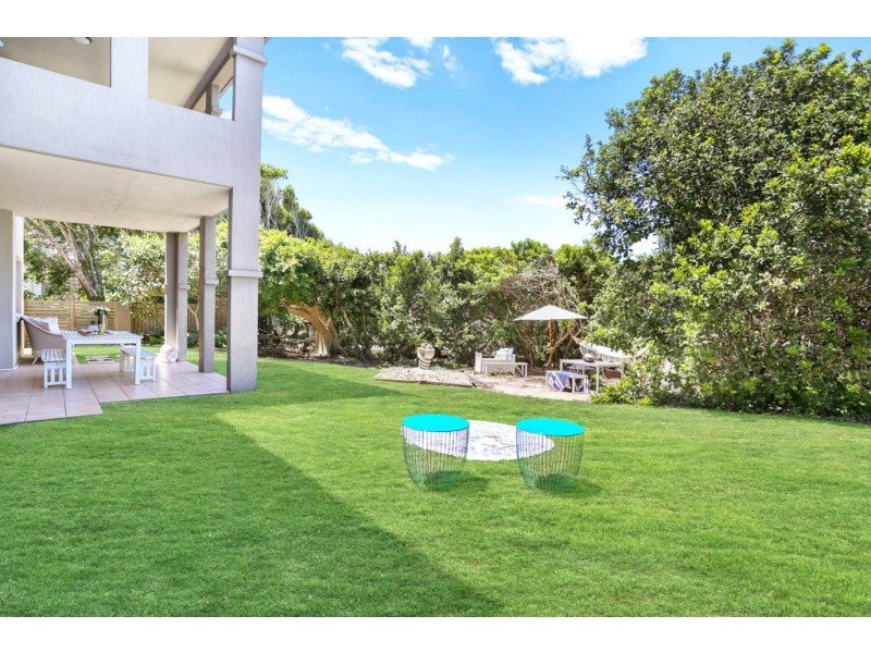 17 Oceanic Drive, Warana QLD 4575