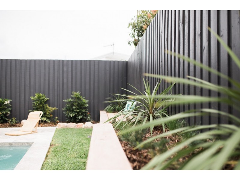 16 Parkway Drive, Mooloolaba QLD 4557