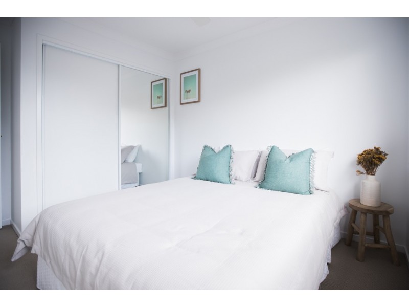 16 Parkway Drive, Mooloolaba QLD 4557