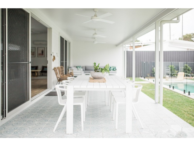 16 Parkway Drive, Mooloolaba QLD 4557