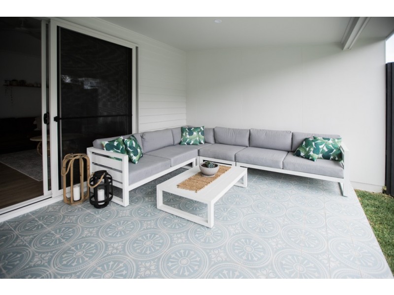 16 Parkway Drive, Mooloolaba QLD 4557