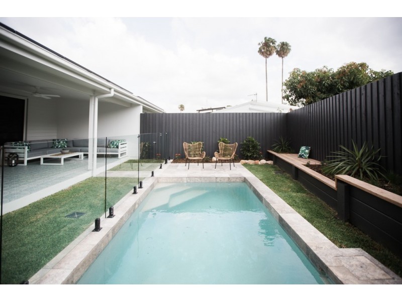 16 Parkway Drive, Mooloolaba QLD 4557