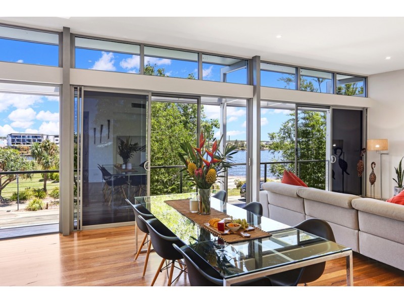 61 The Decks, Wurtulla QLD 4575