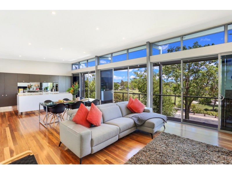 61 The Decks, Wurtulla QLD 4575