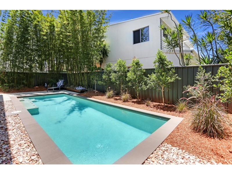 61 The Decks, Wurtulla QLD 4575