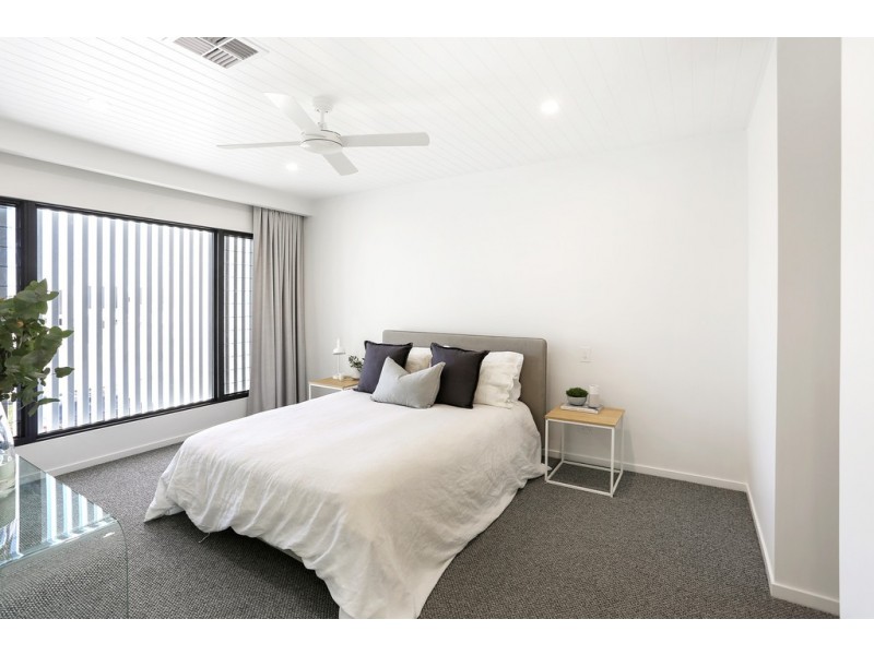 16 Offshore Street, Bokarina QLD 4575