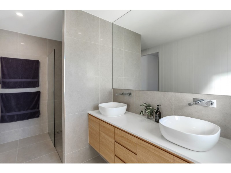 16 Offshore Street, Bokarina QLD 4575