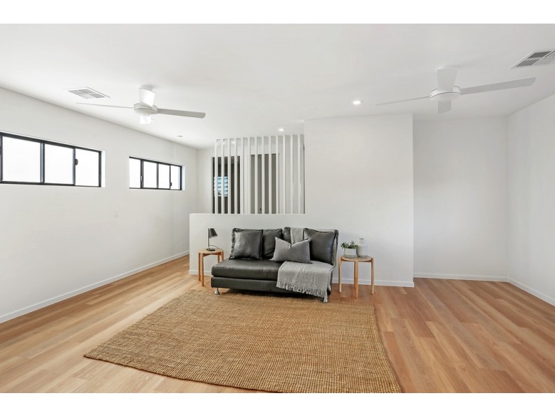 16 Offshore Street, Bokarina QLD 4575