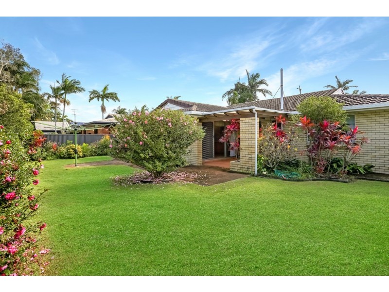 16 Barellan Avenue, Buddina QLD 4575