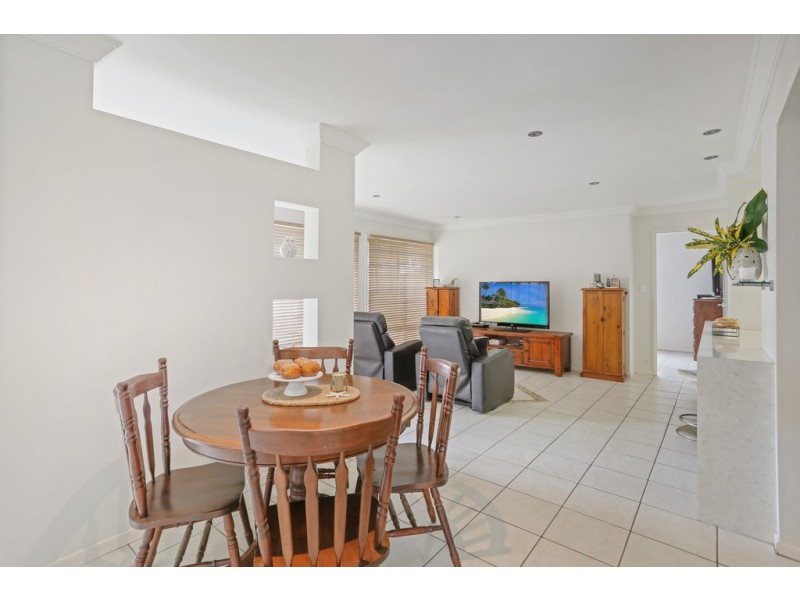 66 Oomoo Street, Buddina QLD 4575